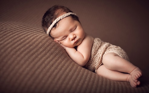 Pretty Girl Names • Lynn 
 Pretty Girl Names • Lynn