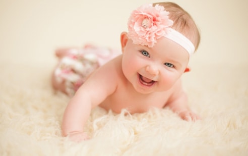 Top French Girl Names • Léa
