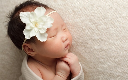 Top French Girl Names • Sarah
