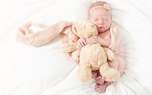 Top French Girl Names • Jade
