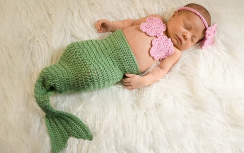 Top Italian Girl Names • Elena
