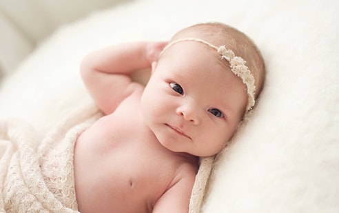 Unique Girl Names • Melodie
