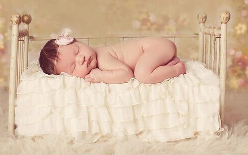 Unique Girl Names • Frieda
