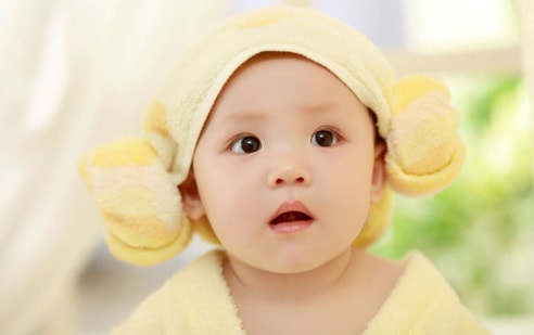 Girl Names 2016 • Abigail
